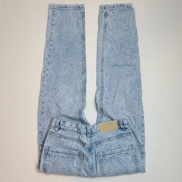 ASOS STRADIVARIUS Ripped Mom Jeans - Picture 6 of 15